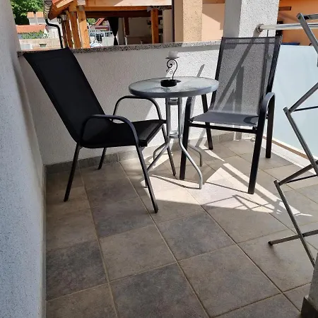 Lean * Poreč